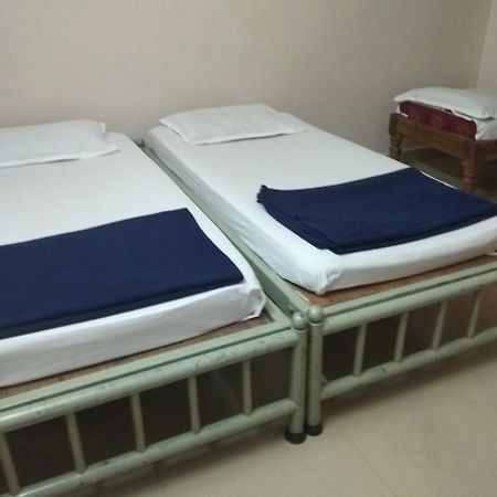 Apoorva Residency Hotell Bangalore Exteriör bild