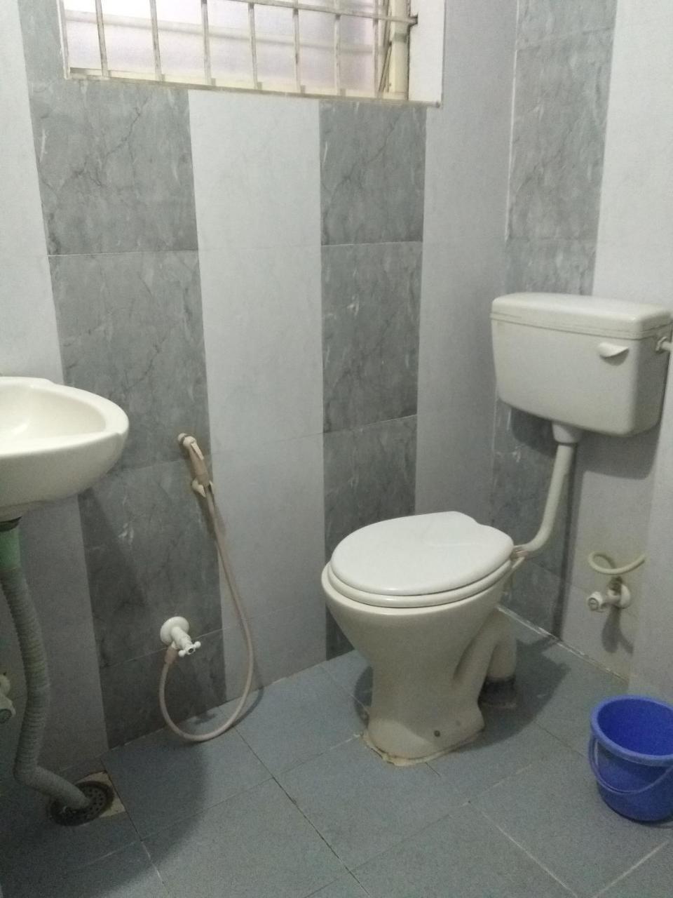 Apoorva Residency Hotell Bangalore Exteriör bild