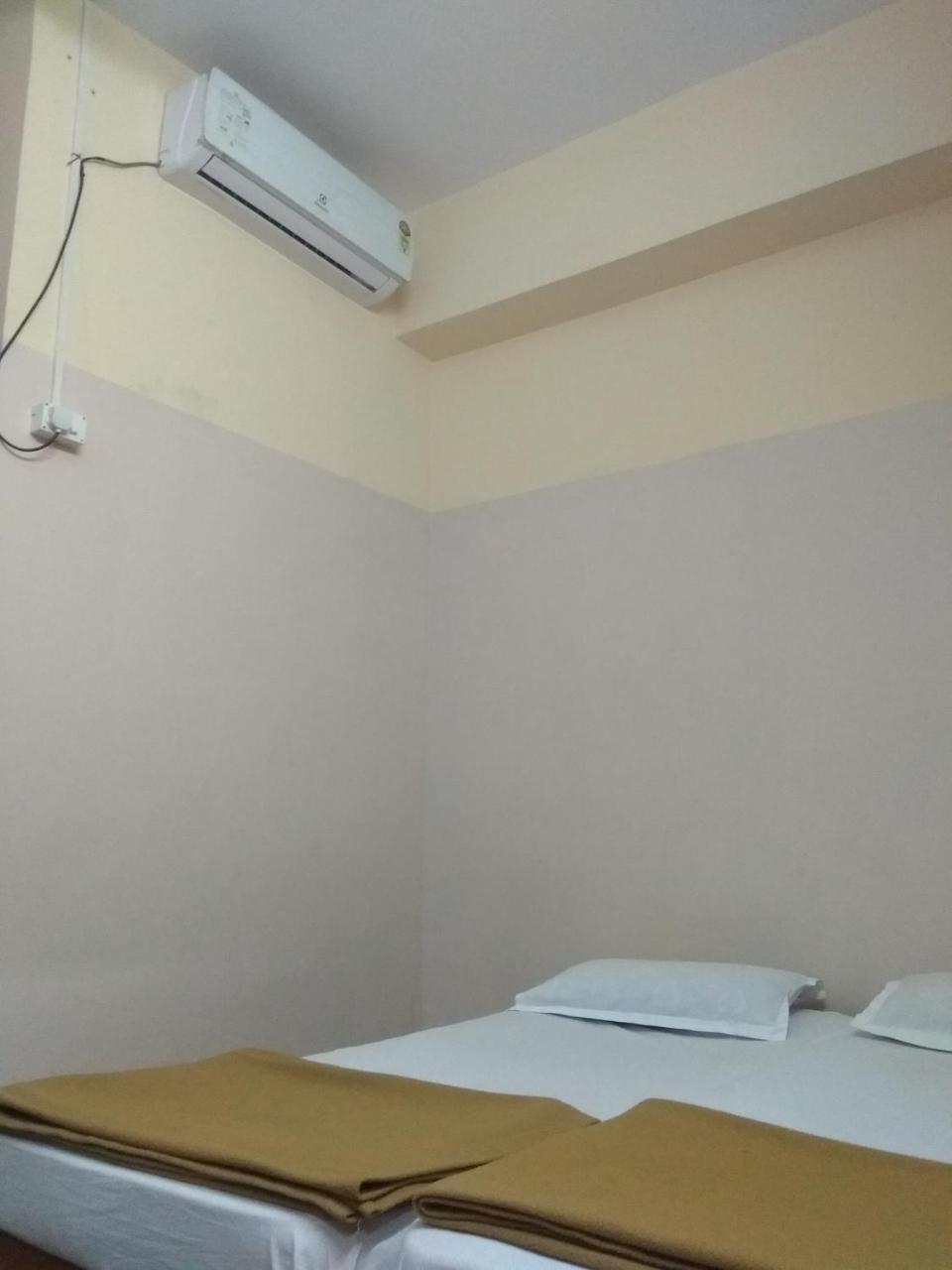 Apoorva Residency Hotell Bangalore Exteriör bild