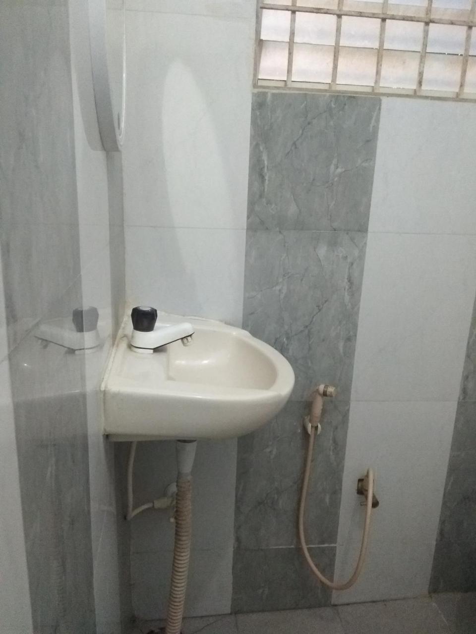 Apoorva Residency Hotell Bangalore Exteriör bild